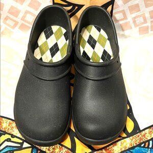 Crocs Neria Comfort Clogs with Argyle Insole - Size 9